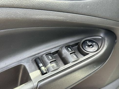 Used 2019 Ford Escape S FWD image 18