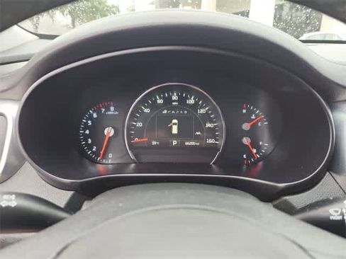 Used 2017 Kia Sorento SX image 30