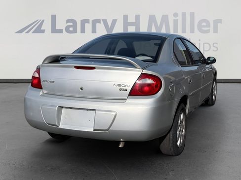 Used 2005 Dodge Neon SXT w/ Sport Appearance Group image 5