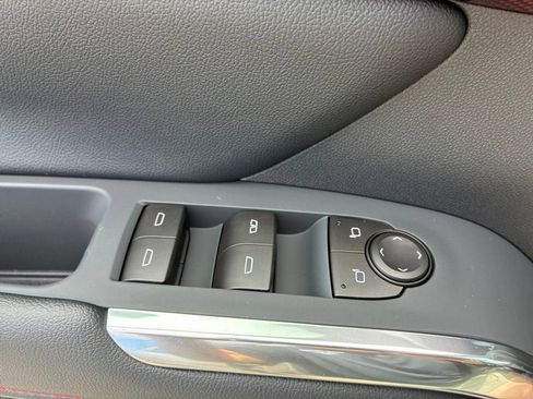 New 2026 Chevrolet Traverse Z71 AWD/4WD image 23
