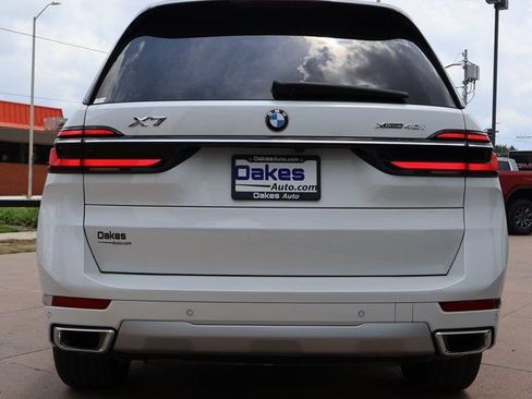 Used 2024 BMW X7 xDrive40i w/ Climate Comfort Package AWD/4WD image 6