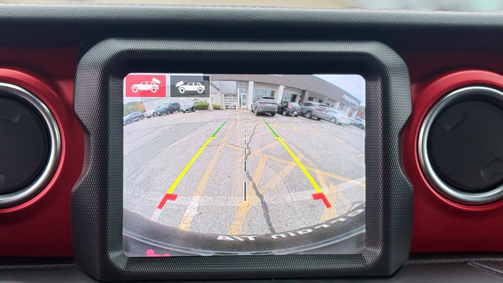 Used 2021 Jeep Wrangler Unlimited Rubicon w/ Dual Top Group AWD/4WD image 19
