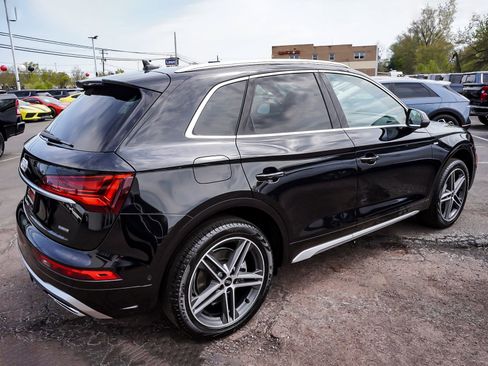 Used 2024 Audi Q5 e Prestige w/ Prestige Package AWD/4WD image 6
