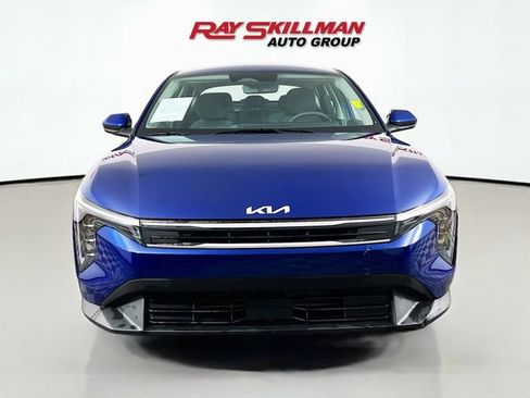 Used 2025 Kia K4 FWD image 2