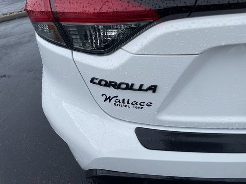 Used 2025 Toyota Corolla FX w/ Convenience Package FWD image 6