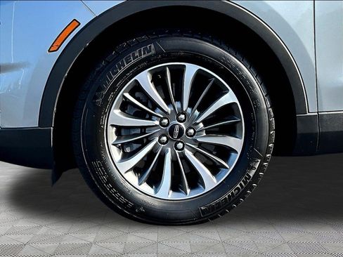 Used 2023 Lincoln Nautilus Reserve AWD/4WD image 33