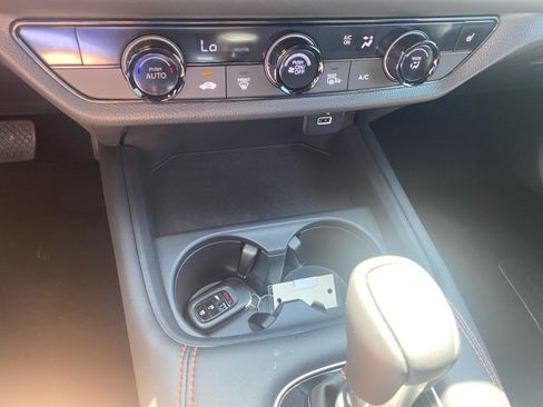 Certified 2025 Honda HR-V Sport image 22