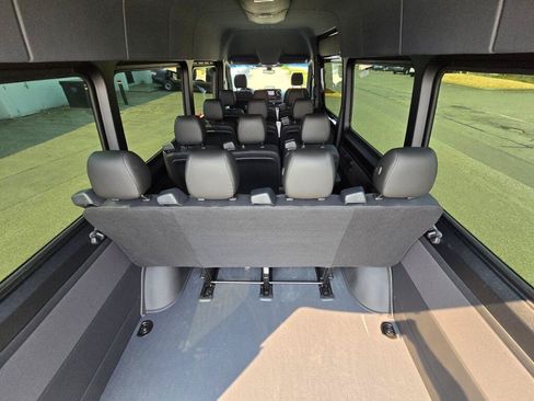 New 2026 Mercedes-Benz Sprinter 2500 image 18