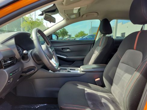 Certified 2024 Nissan Sentra SR w/ Lighting Package FWD image 13