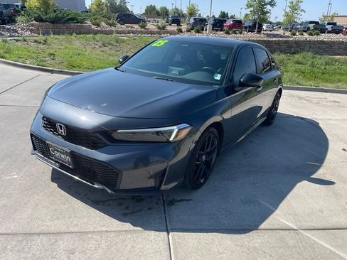 Used 2025 Honda Civic Sport image 3