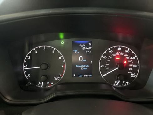 Used 2025 Toyota Corolla LE FWD image 15