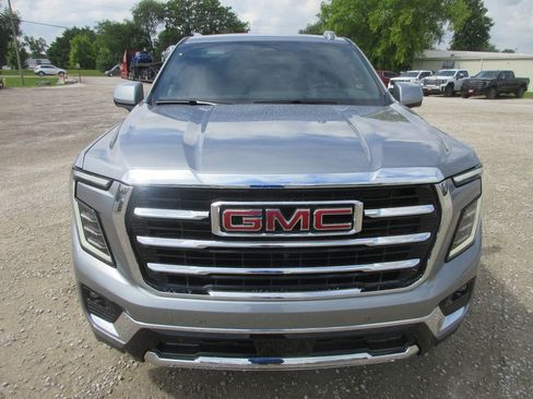 New 2026 GMC Yukon Elevation w/ Elevation Premium Package AWD/4WD image 10