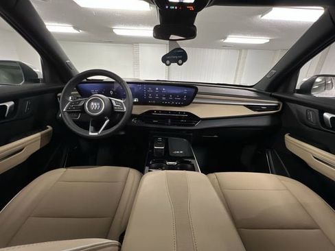 Certified 2026 Buick Enclave Preferred w/ LPO, Floor Liner Package image 20