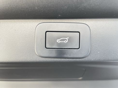 Used 2024 Land Rover Range Rover Autobiography AWD/4WD image 39