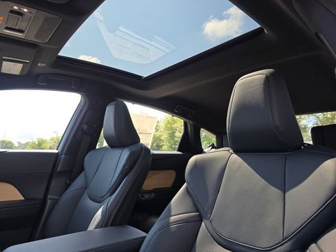 New 2026 Lexus ES 350e FWD image 21