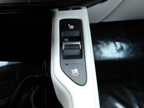 Used 2024 Kia Telluride SX w/ Towing Package AWD/4WD image 13