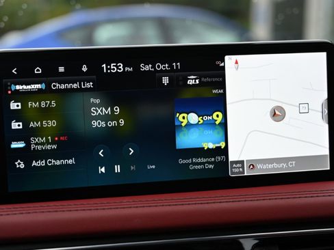 Used 2023 Genesis G70 2.0T w/ Sport Prestige Package image 31