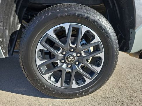 Certified 2025 Toyota Tundra Limited image 32