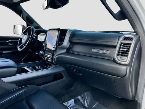 Used 2021 RAM 1500 Laramie AWD/4WD image 30