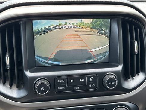 Used 2017 GMC Canyon SLE w/ All Terrain Package AWD/4WD image 26