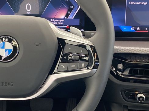 Used 2025 BMW 330i xDrive Sedan w/ Convenience Package image 29