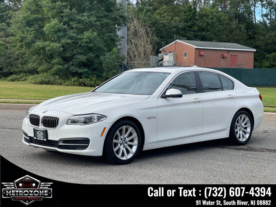 Used 2014 BMW 535i xDrive Sedan AWD/4WD image 5