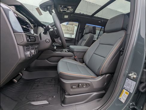 New 2026 GMC Yukon AT4 w/ AT4 Premium Plus Package AWD/4WD image 13