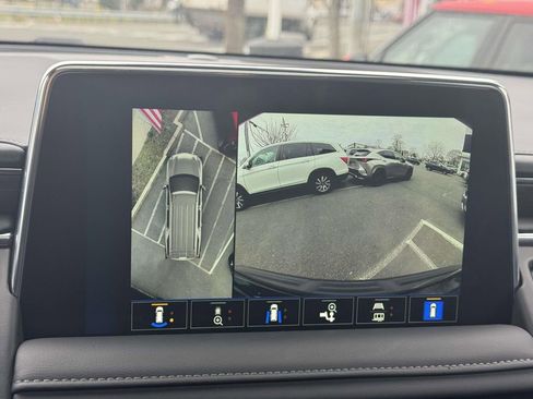 Used 2023 Chevrolet Tahoe LT w/ LT Signature Plus Package image 28