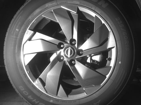 Used 2025 Nissan Rogue SV image 13