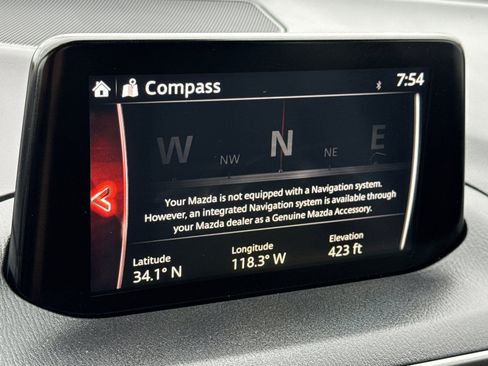 Used 2018 MAZDA MAZDA3 Touring FWD image 19