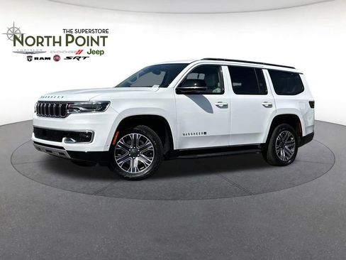 Certified 2024 Jeep Wagoneer Series II RWD image 1