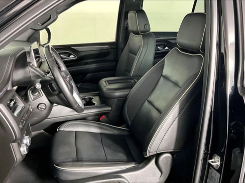 Certified 2022 GMC Yukon SLT w/ SLT Premium Package image 8