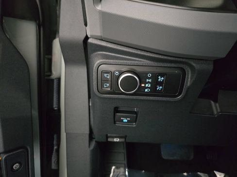 Used 2023 Ford Bronco Badlands AWD/4WD image 28