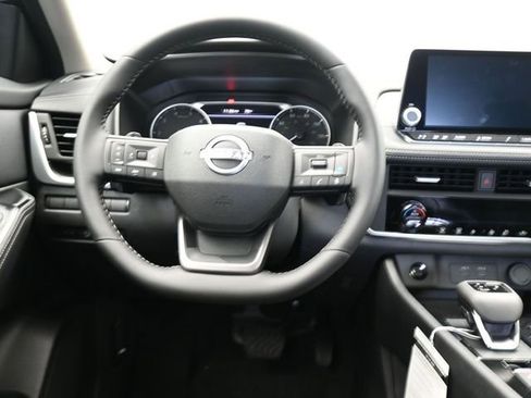 New 2026 Nissan Rogue SV image 24