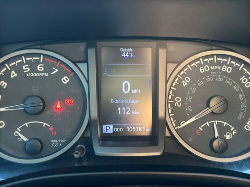 Used 2020 Toyota Tacoma TRD Sport w/ TRD Premium Sport Package image 11