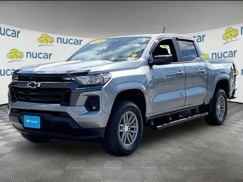 Used 2024 Chevrolet Colorado LT w/ LT Convenience Package AWD/4WD image 3