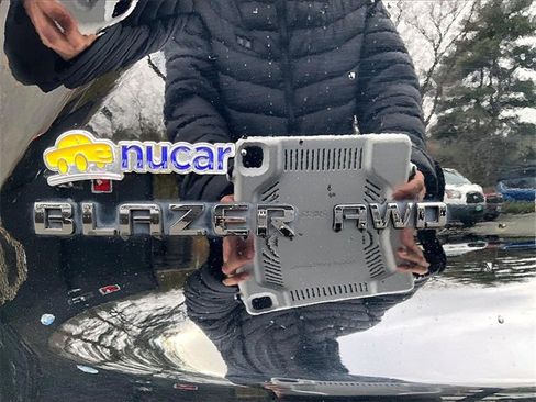 Used 2022 Chevrolet Blazer RS w/ Enhanced Convenience Package image 8