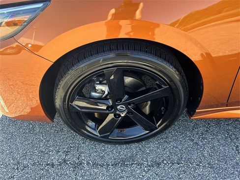 Certified 2024 Nissan Sentra SR w/ SR Premium Package image 10