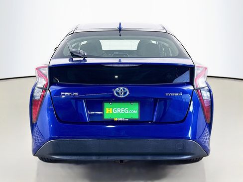 Used 2016 Toyota Prius Two image 8