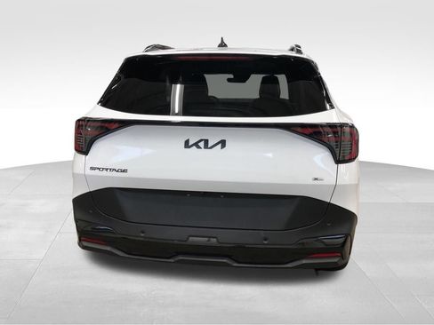 Certified 2026 Kia Sportage X-Line w/ X-Line Premium Package AWD/4WD image 32