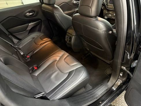 Certified 2022 Jeep Cherokee Latitude Lux image 37