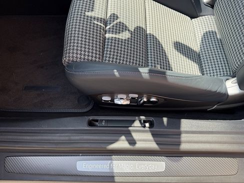 Certified 2023 Porsche 718 Cayman GT4 RS image 18