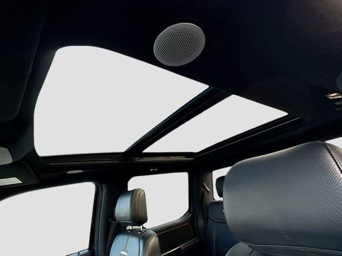 Certified 2022 Ford F150 Platinum w/ Equipment Group 701A High image 24