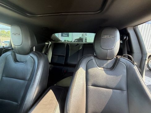 Used 2015 Chevrolet Camaro SS w/ RS Package RWD image 10