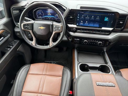 Certified 2024 Chevrolet Silverado 2500 High Country w/ Technology Package image 28