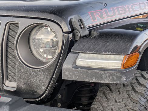 Used 2020 Jeep Gladiator Rubicon image 7