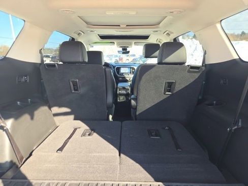 Used 2022 GMC Acadia Denali w/ Denali Ultimate Package image 47