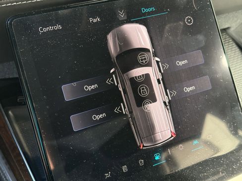New 2026 Cadillac Escalade Platinum Sport AWD/4WD image 28