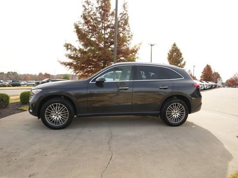 Used 2026 Mercedes-Benz GLC 300 4MATIC image 4
