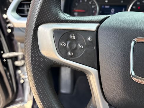 Used 2021 GMC Acadia SLE w/ Driver Convenience Package FWD image 33